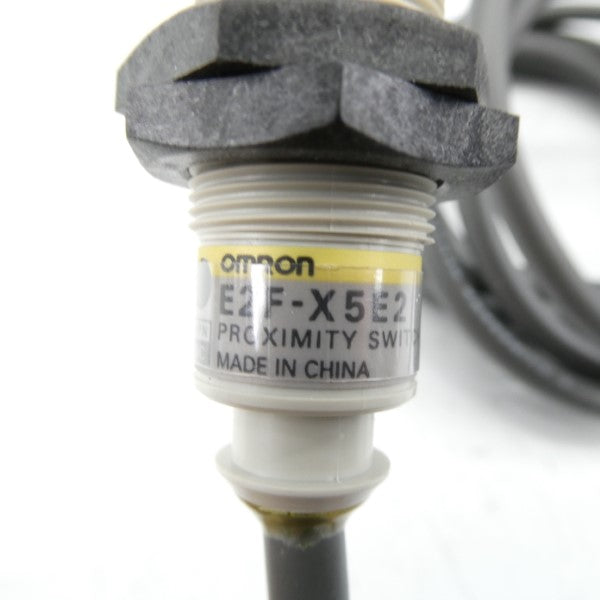 OMRON E2F-X5E2 12-24VDC NSMP