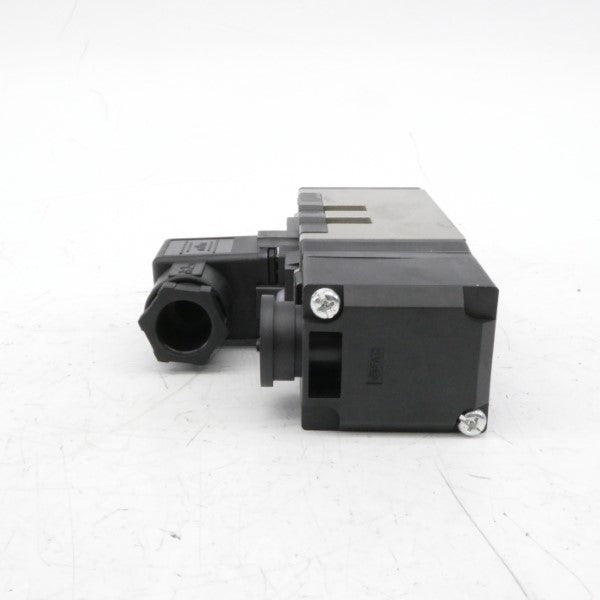SMC VS7-6-FG-S-1Z 100VAC NSNP
