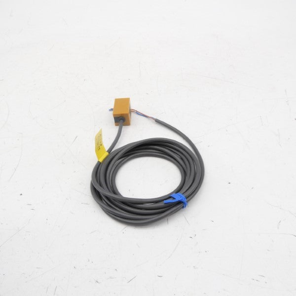 OMRON TL-Q5MD1 12-24VDC NSNP