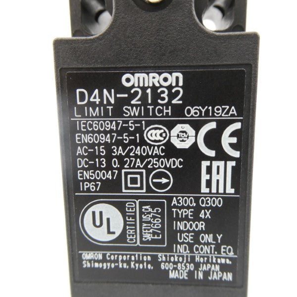 OMRON D4N-2132 240VAC 3A NSMP