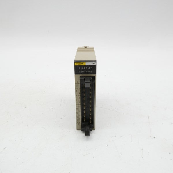 OMRON C200H-OC226N 250VAC/DC 2A NSNP