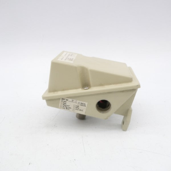 ASHCROFT LPSN4JB06 XFSNH2C 125/250VAC 5A -30"HG/15PSI NSNP