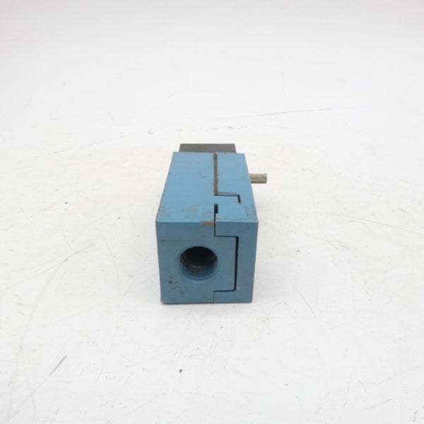 MICRO SWITCH LSYMC6D 600VAC 10A UNMP