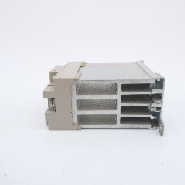 OMRON G32A-A40-VD 5-24VDC UNMP