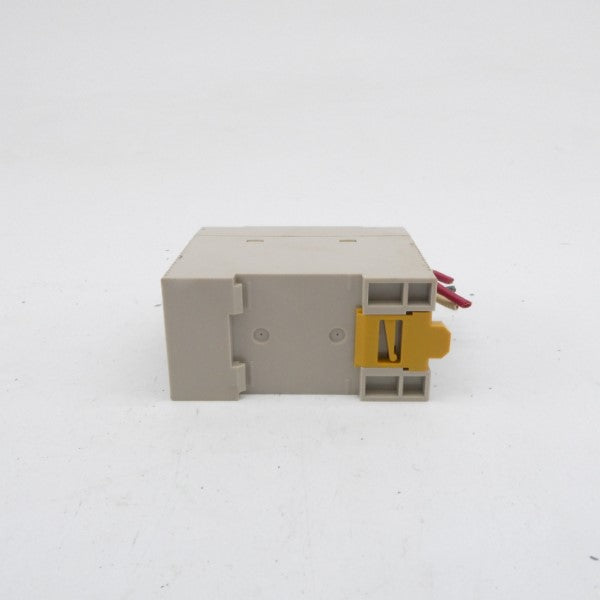 OMRON S82K-00724 100-240VAC 0.25A UNMP