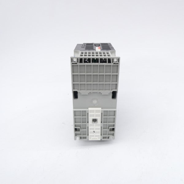 ALLEN BRADLEY 25B-E6P6N104 SER. A F/W 6.001 460-600V UNMP