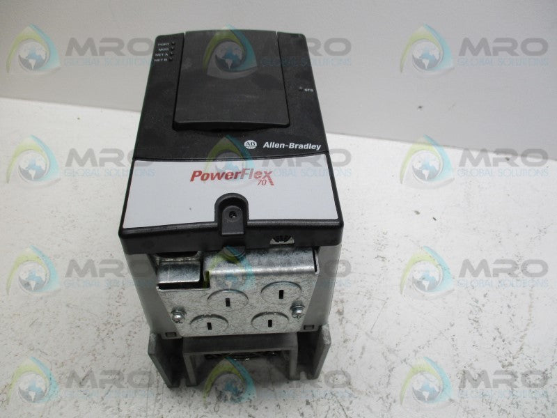 INDUSTRIAL SPARE PART 20AD3P4A3AYNNNNN SERVO CONTROLLER  UNMP