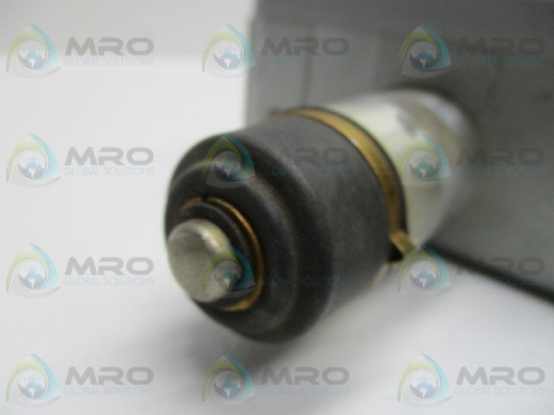 MICRO SWITCH EX-N15 SNAP SWITCH (GREY)  UNMP