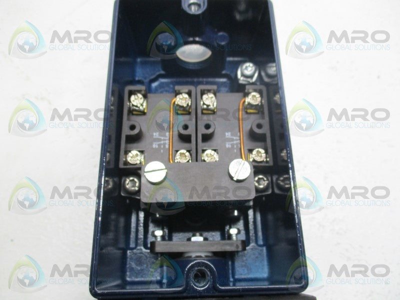SCHMEASAL GFS25D20VD FOOT SWITCH PEDAL  NSMP