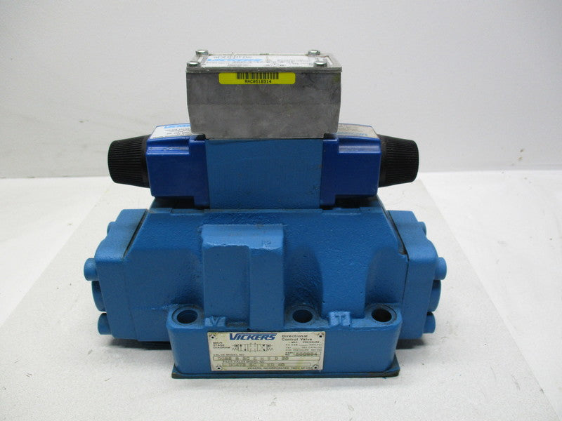 VICKERS DG4V-3-6C-M-W-D-40 SOLENOID VALVE (AS PICTURED)  NSNP