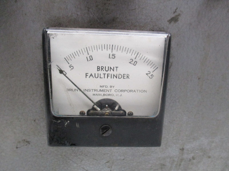 BRUNT INSTRUMENT MODEL 58 ACCIDENTAL GROUND LOCATOR  UNMP