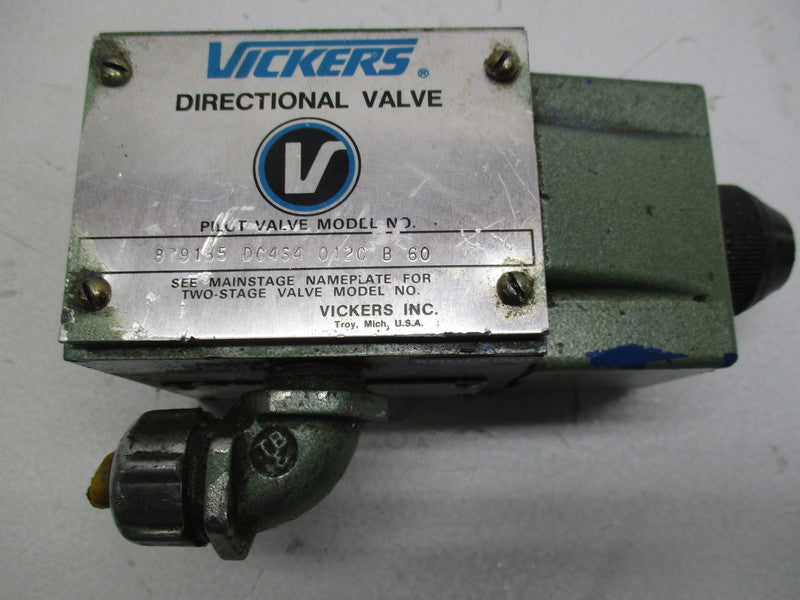 VICKERS 879135DG4S4012CB60 DIRECTIONAL VALVE  UNMP