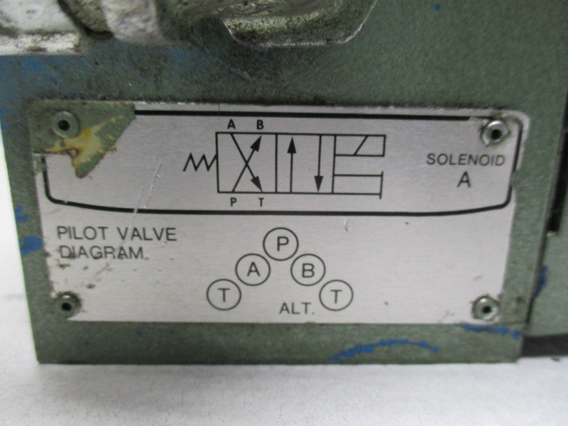 VICKERS 879135DG4S4012CB60 DIRECTIONAL VALVE  UNMP
