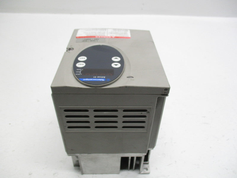TELEMECANIQUE ATV31HU15N4 AC INVERTER DRIVE  UNMP