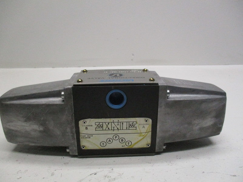 VICKERS 297244-DG4S4-013C-50 PILOT VALVE  UNMP