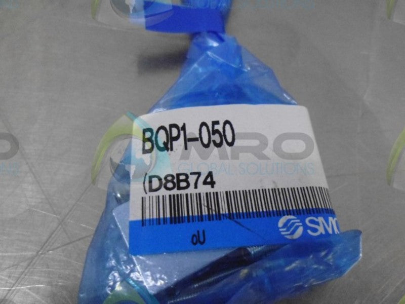 SMC BQP1-050 SWITCH MTG BRACKET * NEW IN FACTORY BAG *