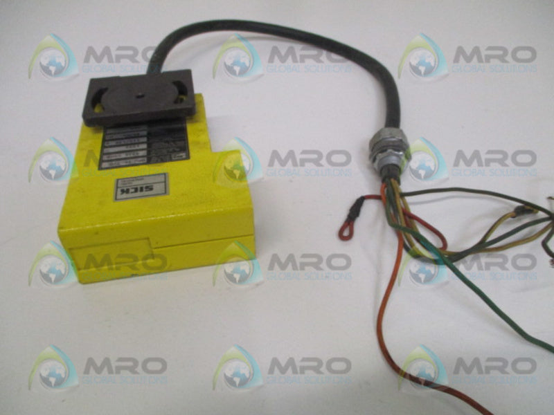SICK WEU26-720 OPTIC PHOTOELECTRIC SENSOR UNMP
