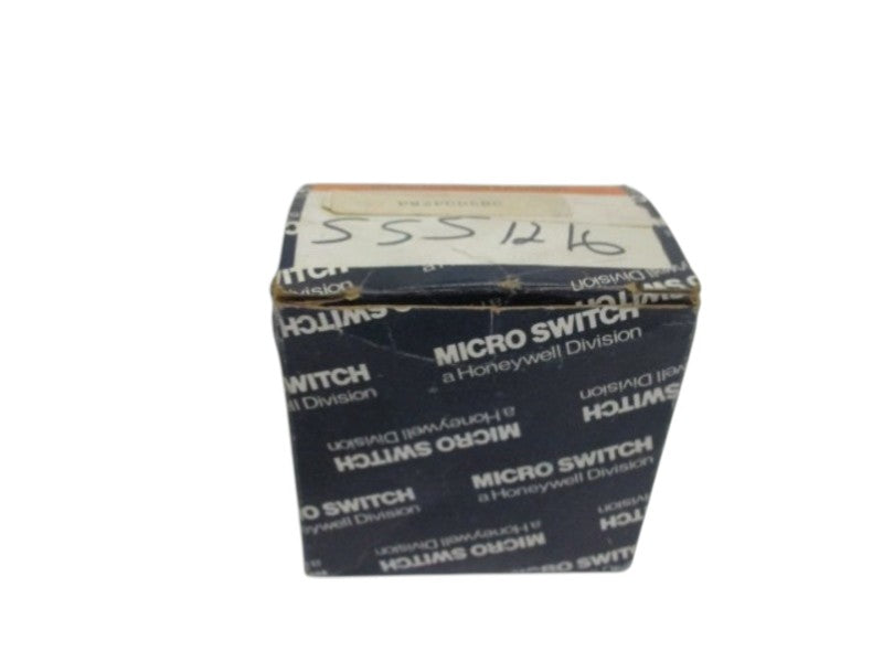 MICRO SWITCH PW2PCD5BC PUSHBUTTON ASSEMBLY NSMP