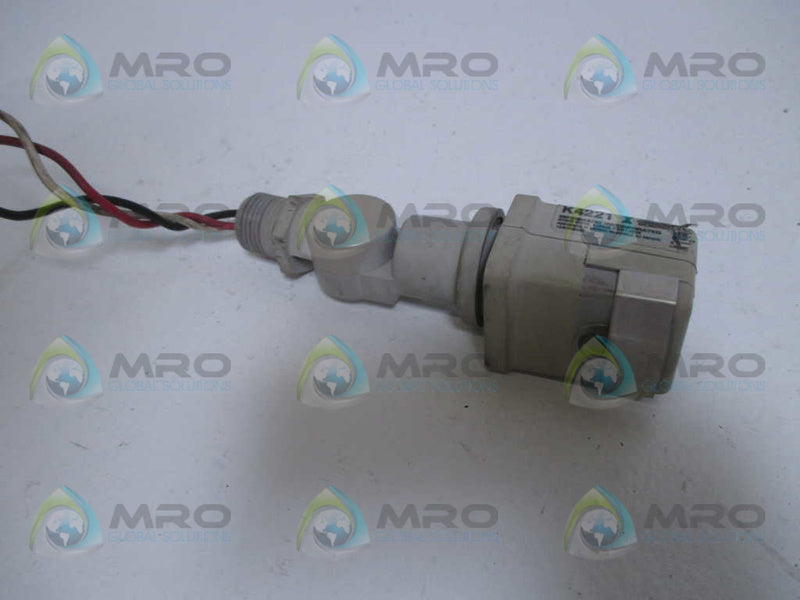 INTERMATIC K4221M PHOTO CONTROL 120V  UNMP