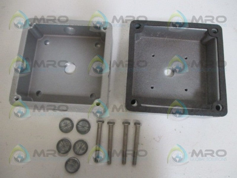 STONCO JB2 SURFACE BOX  NSNP IN A BOX