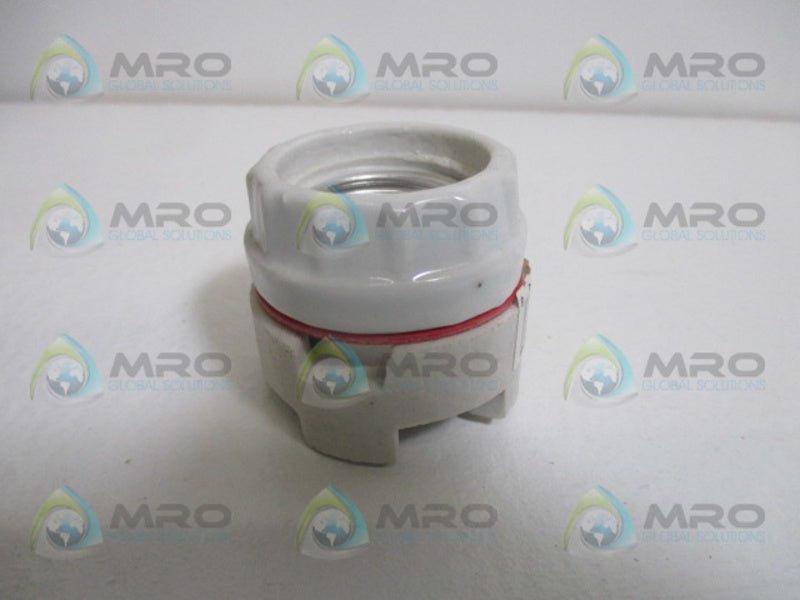 COOPER 610 LAMPHOLDER SOCKET  NSNP