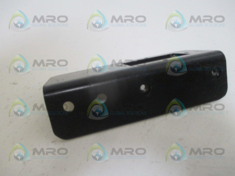 CAT 139-0236 PLATE  NSNP