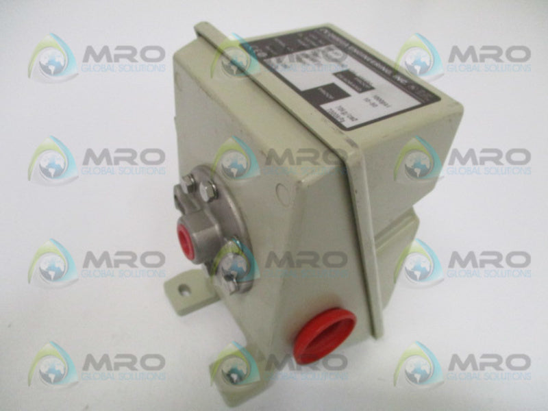 OMEGA PSW-307 PRESSURE SWITCH 10A 100 PSI NSNP