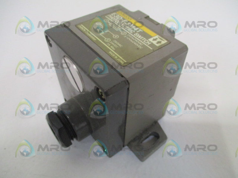 OMRON E3D-R3M4T UNMP