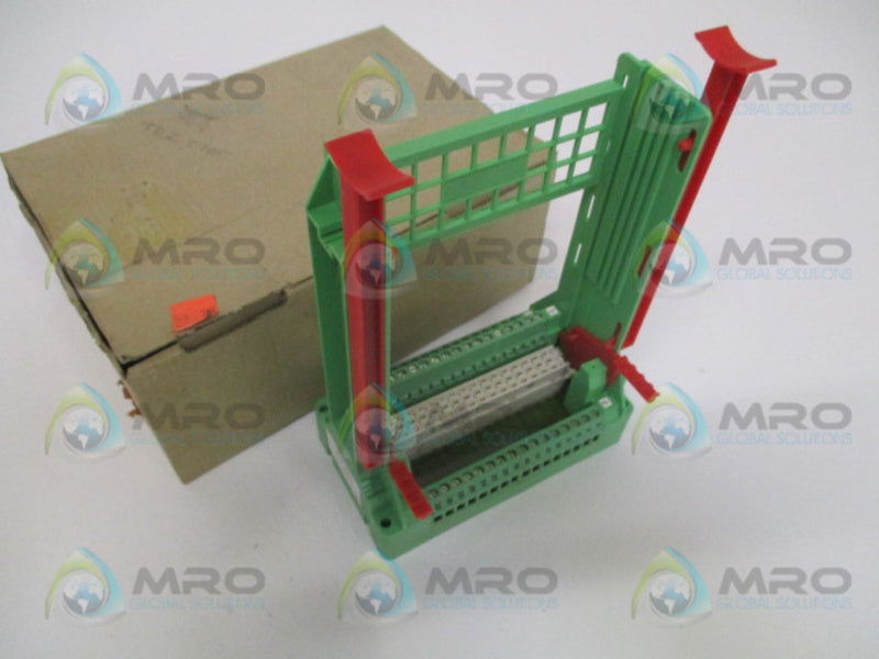 PHOENIX CONTACT SKBI64/F48 2264093 PLUG-IN CARD HOLDER NSMP