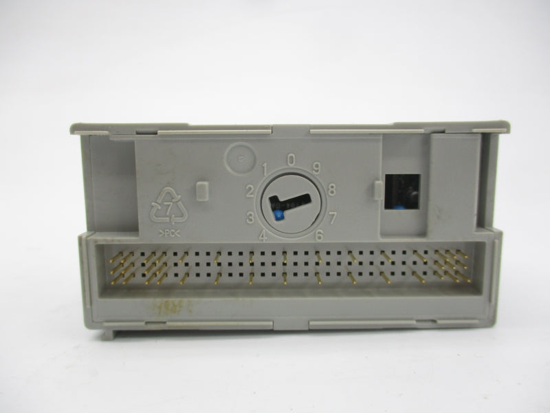 ALLEN BRADLEY 1794-OA16 SER. A 120VAC NSMP