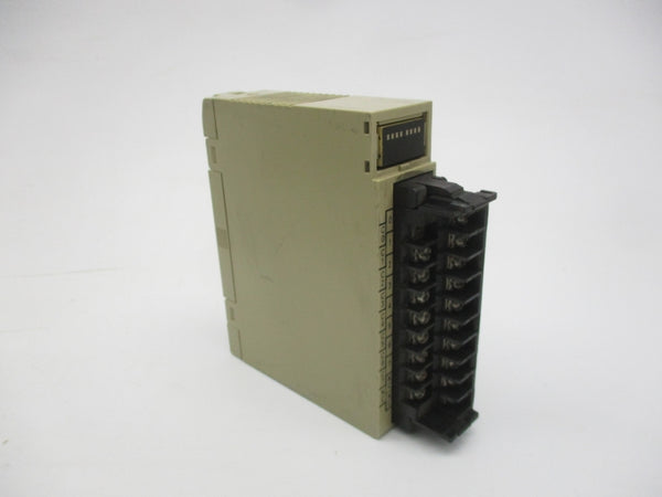 OMRON C200H-OC224 250VAC 2A UNMP