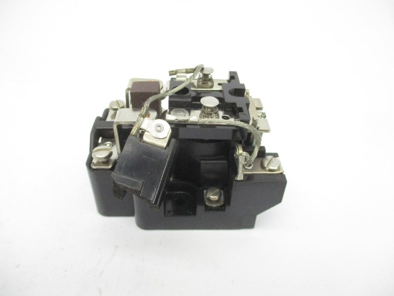 RELIANCE ELECTRIC 69326-31R 425XBX235 120V 30A (AS PICTURED) NSMP
