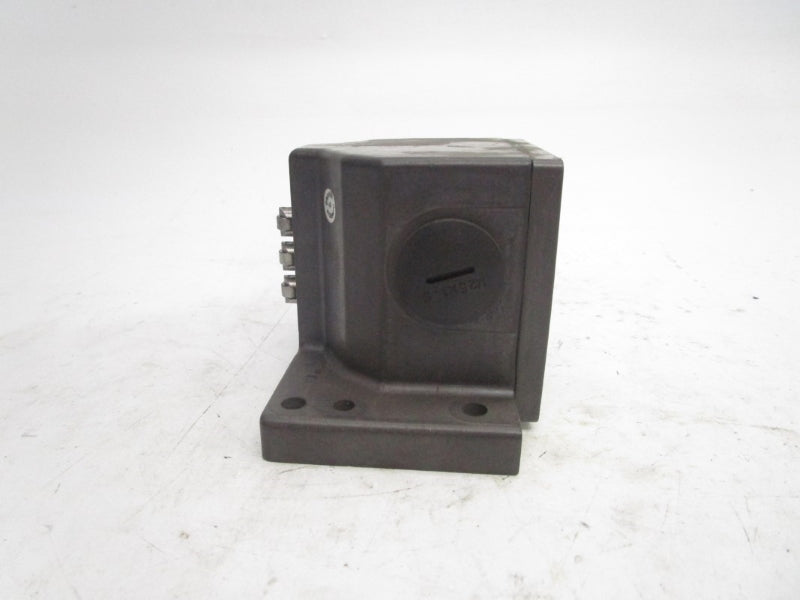 EUCHNER K50100 RGBF03R12502C1707 UNMP