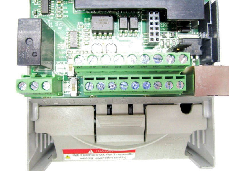 ALLEN BRADLEY 22B-D010N104 SER. A F/W 7.02 342-528VAC 13.0A UNMP