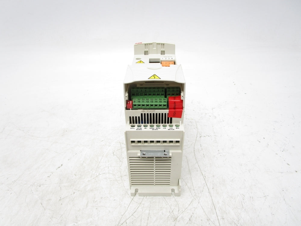 ABB ACS355-03U-02A4-4 400/480V 4.1/3.4A NSMP