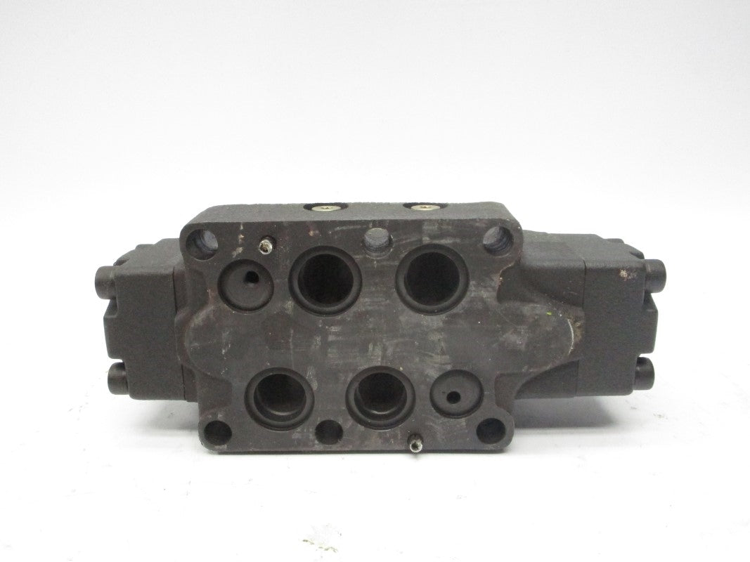 VICKERS DG5V-8-S-2C-T-M-FTWL-B-10 02-329239 110-120V 5000PSI UNMP