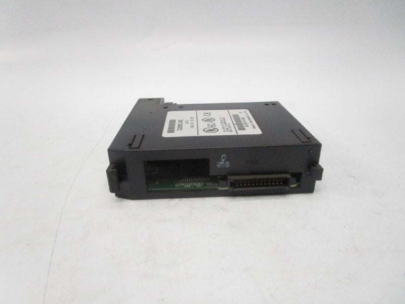 FANUC IC693MDL340E 120VAC 5A (NO DOOR) UNMP