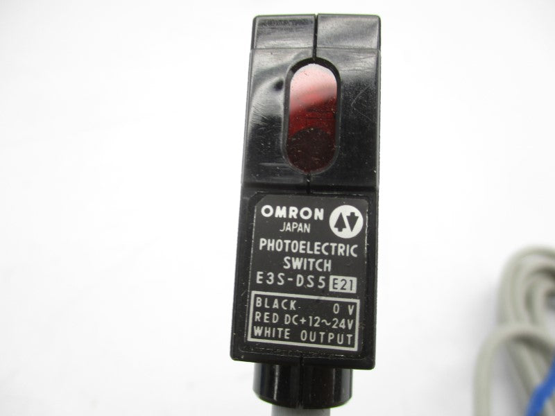 OMRON E3S-DS5E21 12-24VDC NSMP