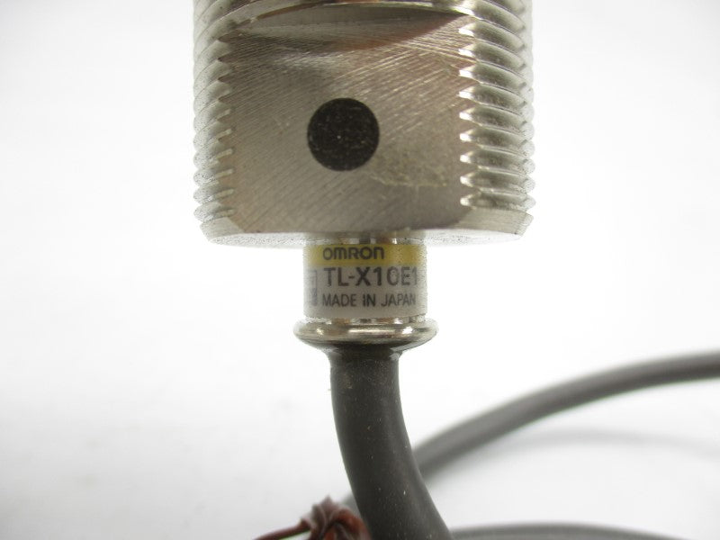 OMRON TL-X10E1 10-40VDC 2M NSMP
