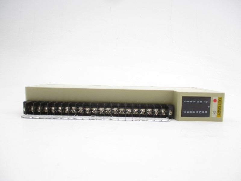 OMRON C500-OA121 3G2A5-OA121 100/110/120VAC 5A NSMP