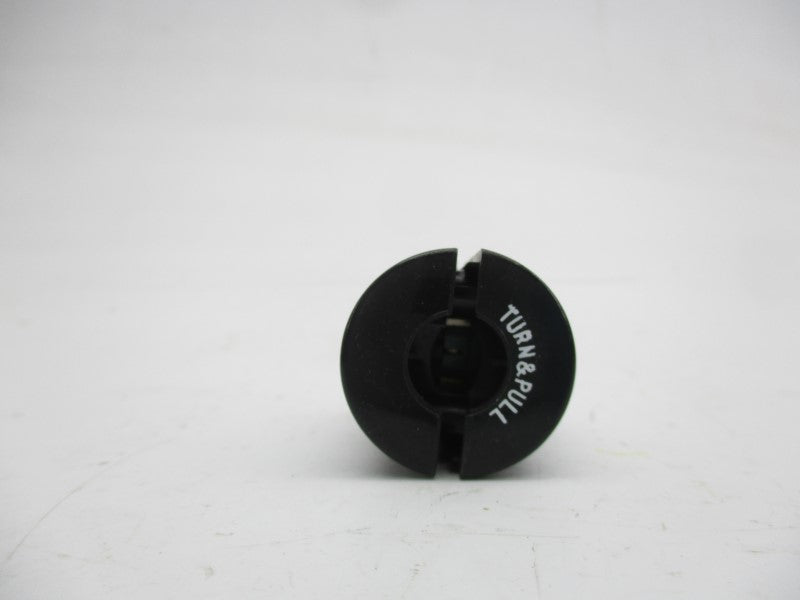 HUBBELL 7593V 125VAC 15A NSMP