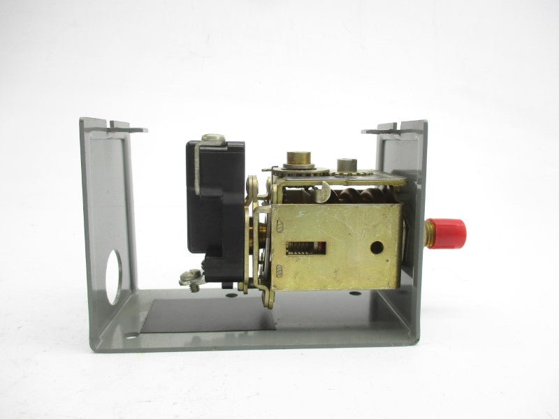 ALLEN BRADLEY 836-A1A SER. A 24-600VAC 160PSI (BR/YL) NSMP