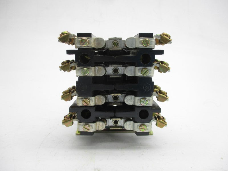 ALLEN BRADLEY 700-BX440A2 SER. A 220/240V (BR/YL) NSMP