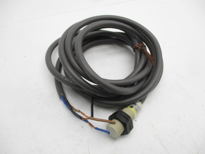 OMRON E2F-X2E2 12-24VDC NSMP