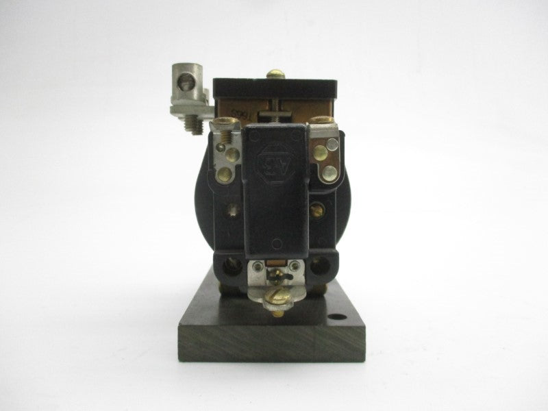 ALLEN BRADLEY 809-A05E SER. A 600V 9A (AS PICTURED) NSNP