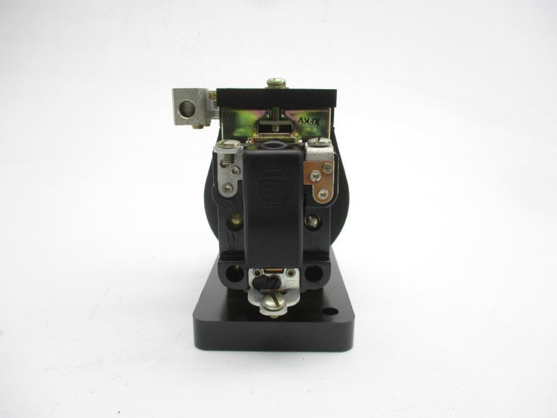 ALLEN BRADLEY 809-A05E SER. A 600V 9A (BR/YL) NSMP