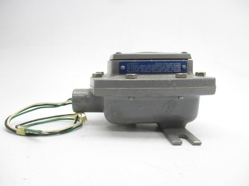CROUSE HINDS ETH2313M4 120V 0.13A UNMP