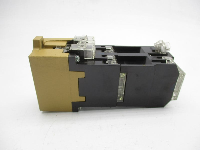 ALLEN BRADLEY 700-PT200A1 SER. D 110/115-120V NSNP