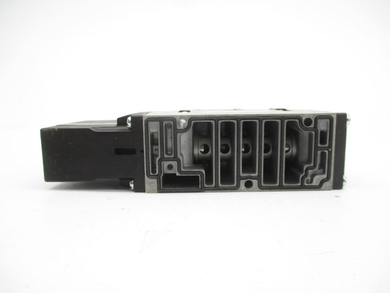 SMC VFS3110-5DZ 21-26VDC (AS PICTURED) NSNP
