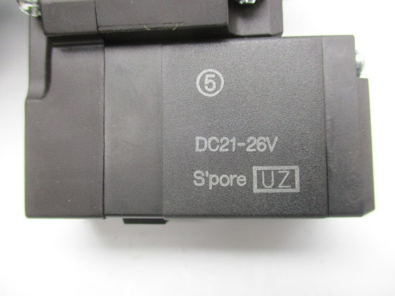 SMC VFS3110-5DZ 21-26VDC (AS PICTURED) NSNP